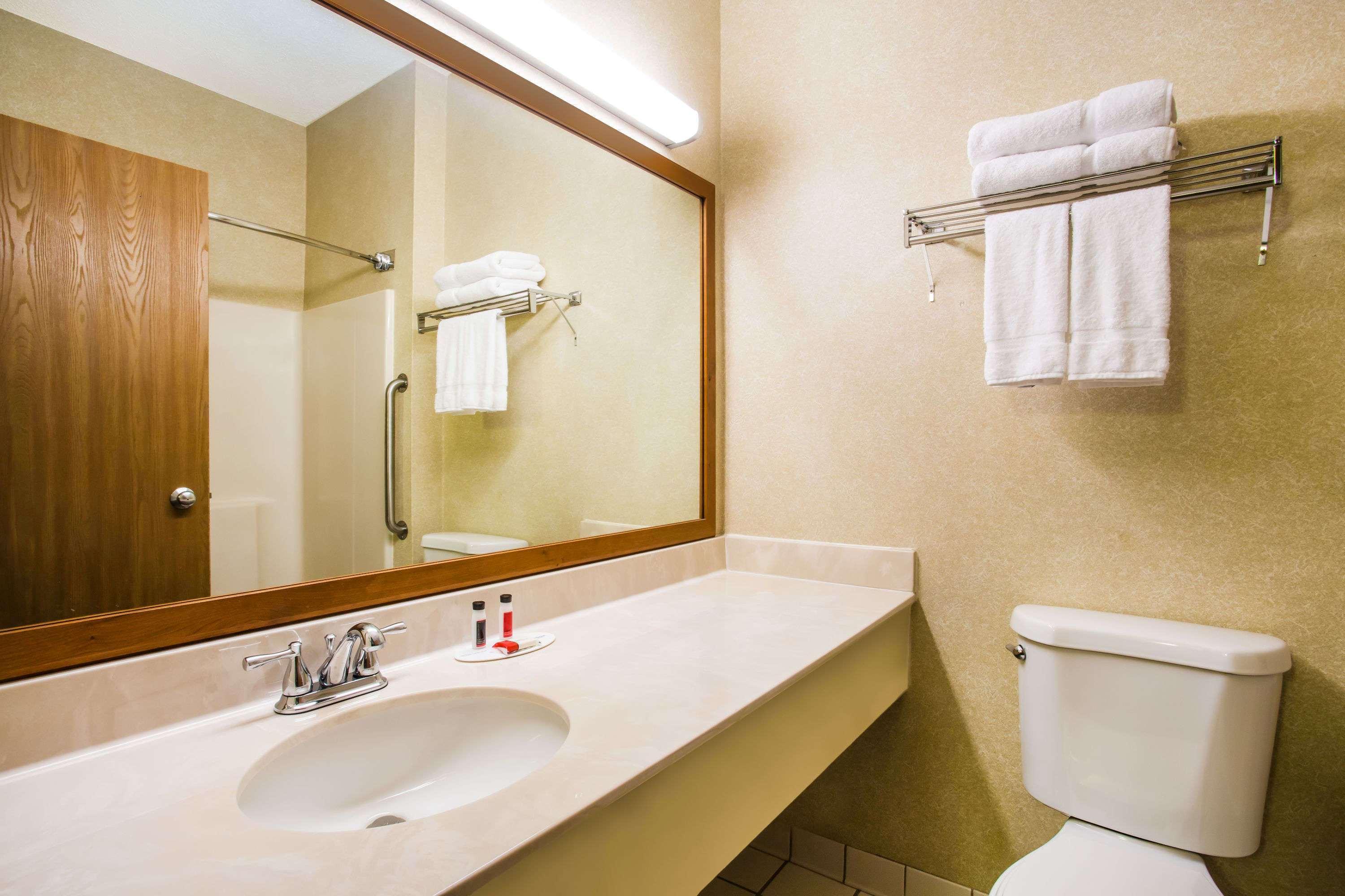 Baymont By Wyndham Helena Hotel Ngoại thất bức ảnh