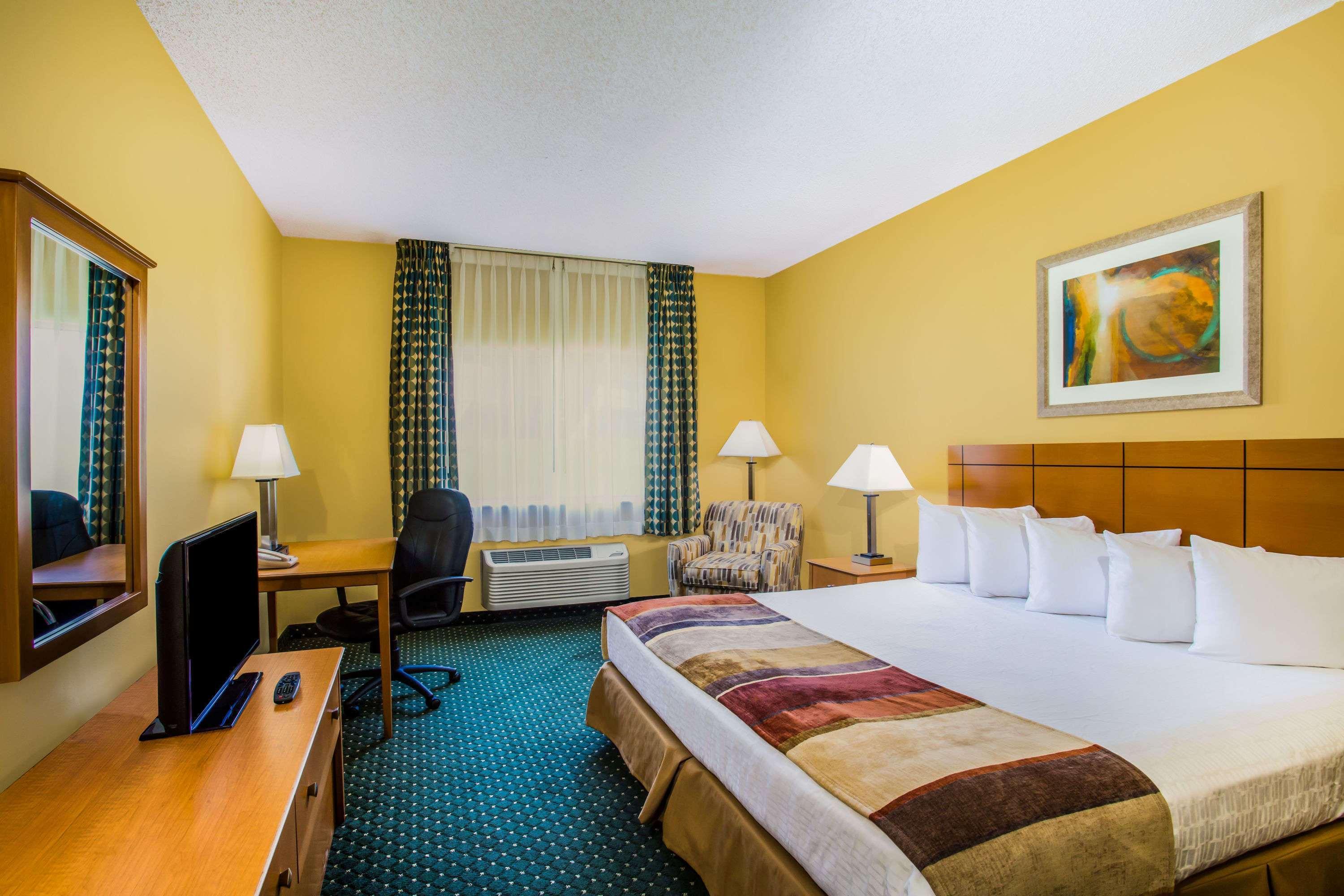 Baymont By Wyndham Helena Hotel Ngoại thất bức ảnh